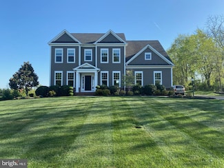 916 Queenscliff Ct, Purcellville, VA 20132