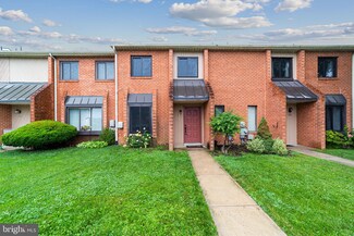 135 Caernarvon Ct, Exton, PA 19341