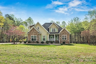 3207 Oak Ridge Cir, Lincolnton, NC 28092