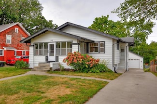 710 31st St, Des Moines, IA 50312