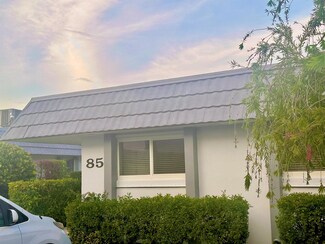 2886 Fernley Dr E Unit 850, West Palm Beach, FL 33415