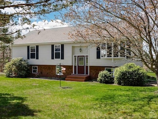 410 Talerico Rd, Ghent, NY 12075
