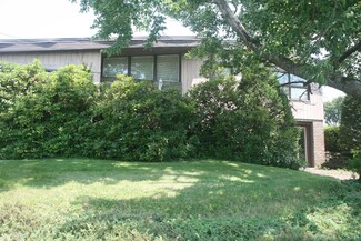 546 Mount Olivet Rd, Wyoming, PA 18644