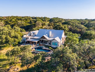 201 La Cancion Dr, Boerne, TX 78006
