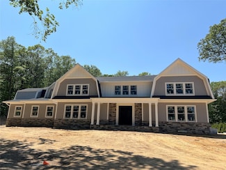 541 Split Rock Rd, Syosset, NY 11791