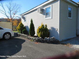 155 Scutt Rd, Greenville, NY 12083