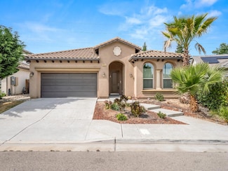 1026 E Carnoustie Ave, Fresno, CA 93730