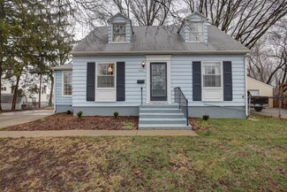 1414 Winding Ln, Champaign, IL 61820