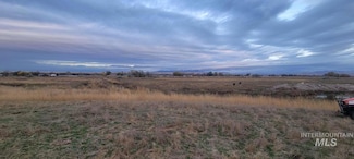 2777 Bowman Rd, Emmett, ID 83617