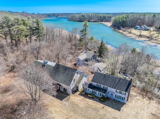 42 Lindsay Rd, York, ME 03909