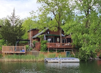 64 Big Musky Circle Ln, Wilmington, IL 60481