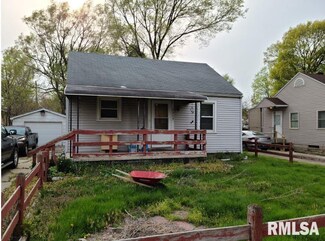 2913 S Walnut St Unit 1, Springfield, IL 62704