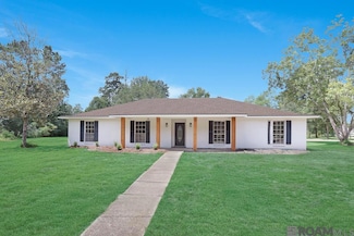 9536 Fairway Dr, Denham Springs, LA 70726
