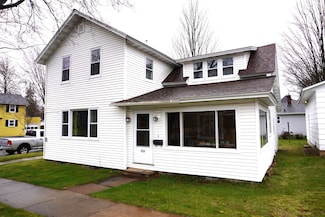 800 E 6th St, Merrill, WI 54452