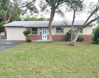 201 N Pennock Ln, Jupiter, FL 33458