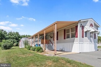 140 Lisa Cir, York, PA 17406