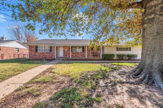 1008 N Murray Ct, Wichita, KS 67212