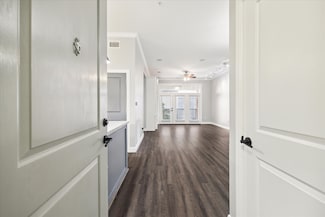 300 St Joseph Pkwy Unit 119, Houston, TX 77002