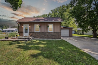 503 14th St, Brodhead, WI 53520