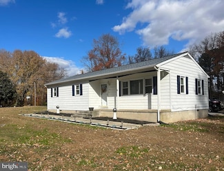 7521 Pine Ave, Chestertown, MD 21620