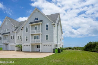4316 Island Dr, North Topsail Beach, NC 28460
