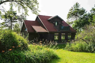 1525 S Springbrook Rd, Boyne Falls, MI 49713