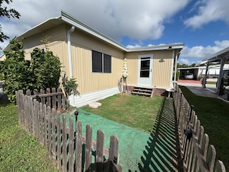 600 Plaza Del Sol, North Fort Myers, FL 33917