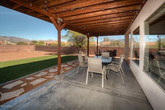 10603 E Barclay Park Loop, Tucson, AZ 85748
