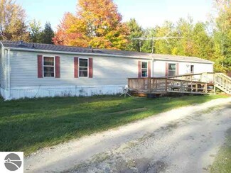 3370 Palmer Rd, Standish, MI 48658