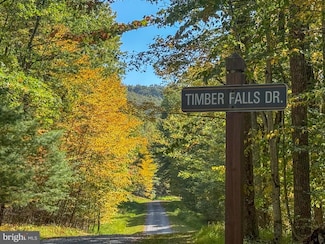 9 Timber Falls Rd, Oakland, MD 21550