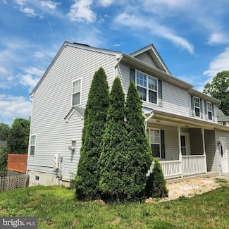 2264 Rolling Meadows St, Waldorf, MD 20601