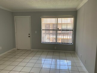14863 SW 104th St, Miami, FL 33196
