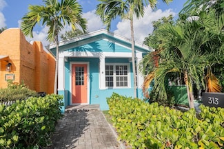 313 N M St, Lake Worth, FL 33460