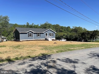 17 Apple Orchard Trail, Berkeley Springs, WV 25411