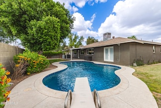 5926 S Newberry Rd, Tempe, AZ 85283