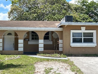 4021 NW 7th Ave, Pompano Beach, FL 33064