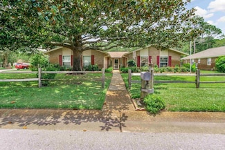 508 Chanterelle Dr, Pensacola, FL 32506