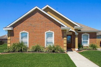 4417 Olive Dr, Meraux, LA 70075