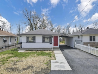 3737 Harding Dr, Columbus, OH 43228