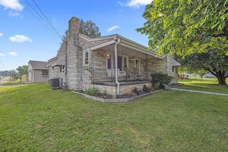600 10th St, Shenandoah, VA 22849