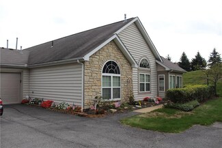 1723 Heather Heights Dr Unit 1723, Crescent, PA 15046