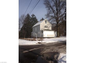 1951 Volney Rd, Youngstown, OH 44511