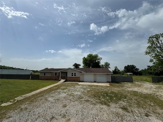 18700 E 600 Rd, Inola, OK 74036