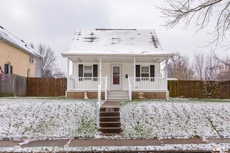 1415 W 16th St, Davenport, IA 52804
