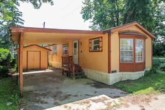 N3525 Trieloff Rd Unit 6, Fort Atkinson, WI 53538