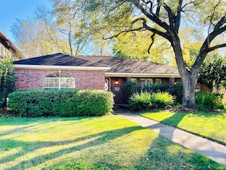 4907 Elm St, Bellaire, TX 77401