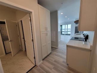 565 Market St Unit 302, West Des Moines, IA 50266