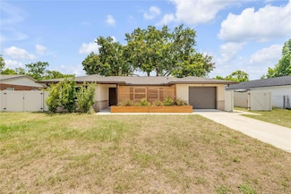 879 Tamerlane St, Deltona, FL 32725