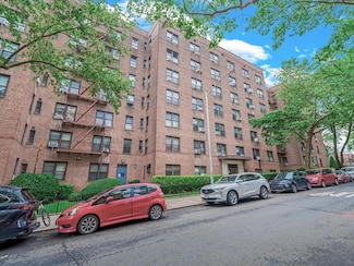 102-12 65th Ave Unit D22, Forest Hills, NY 11375
