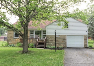 1030 Briarwood Rd, Mansfield, OH 44907